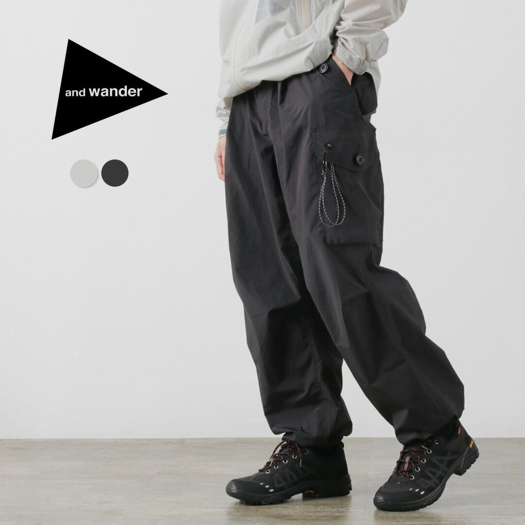 AND WANDER（アンドワンダー） オーバーサイズ カーゴパンツ 2023年モデル
